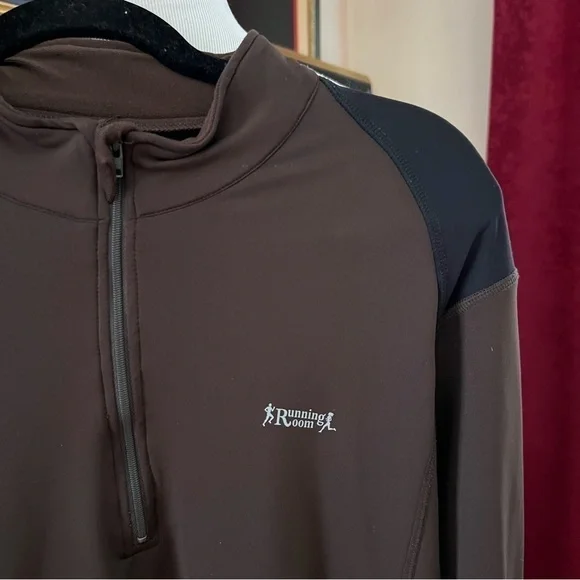 Running Room 1/4 Zip Pullover Size XL Blue Black Performance Training Jacket